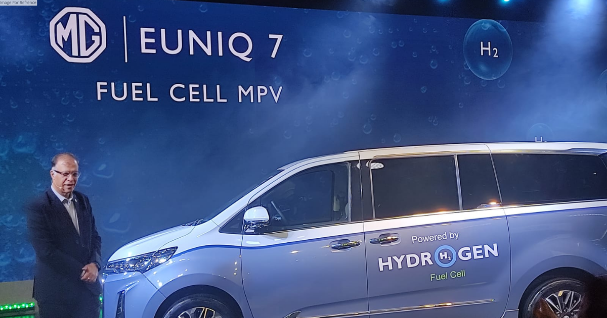 MG Motor displays hydrogen fuel-cell-powered vehicle EUNIQ7 at Auto Expo 2023